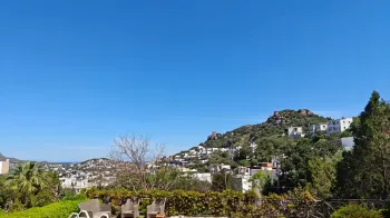 Rare Yalikavak garden floor apartment for sale